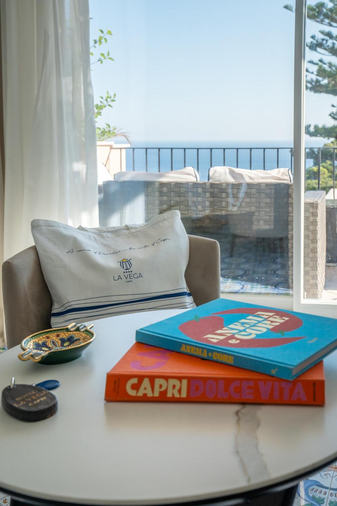 La Vega Hotell Capri Exteriör bild