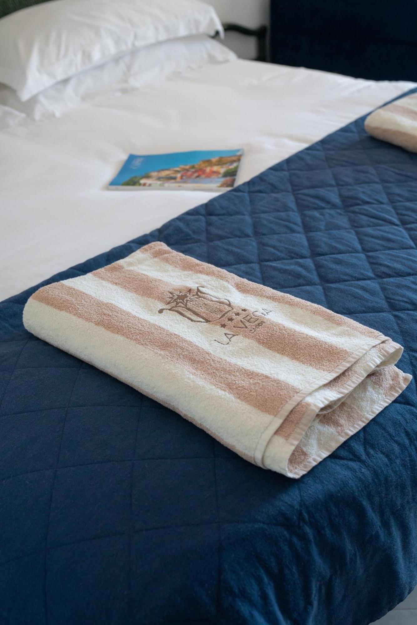 La Vega Hotell Capri Exteriör bild