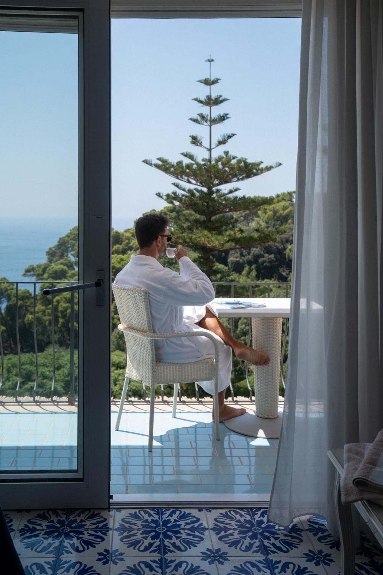 La Vega Hotell Capri Exteriör bild