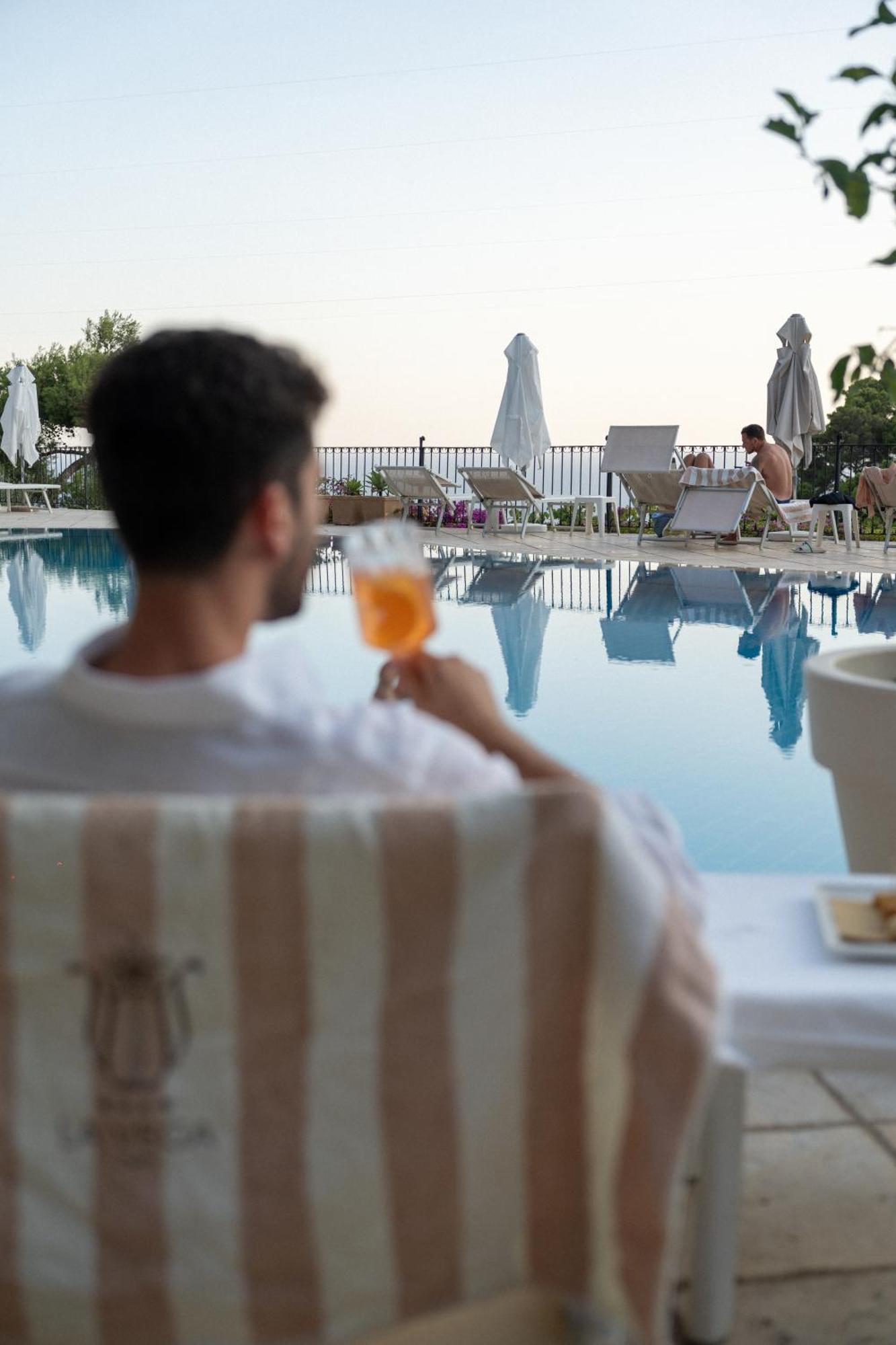 La Vega Hotell Capri Exteriör bild